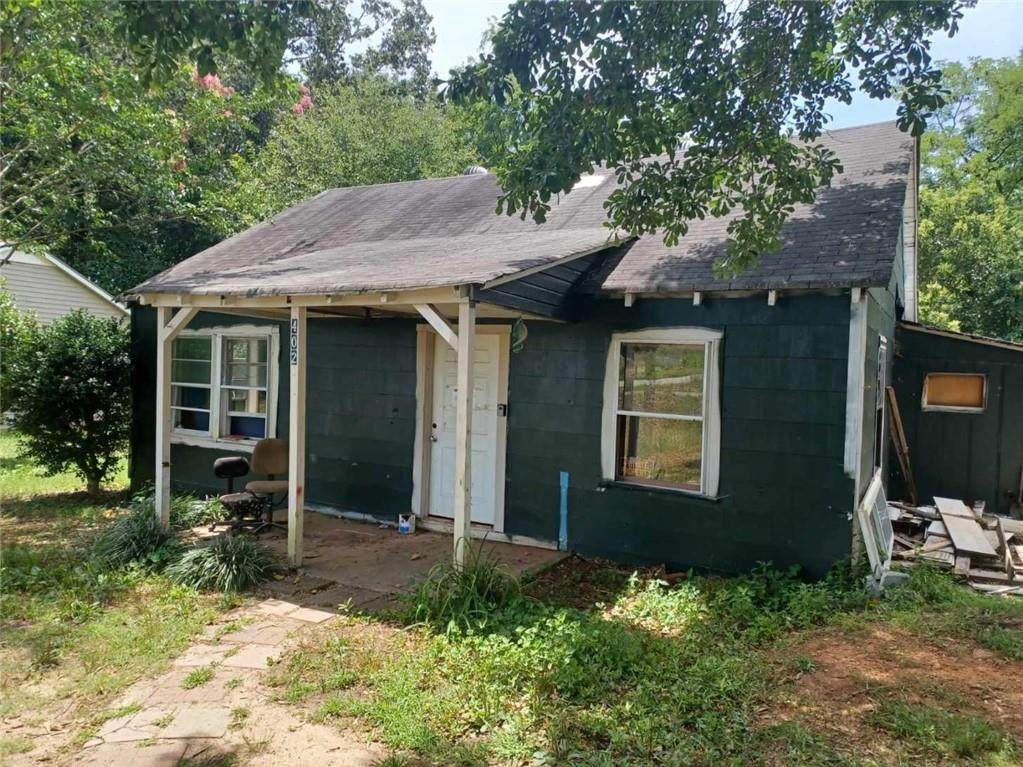 402 Highland Avenue - Photo 1