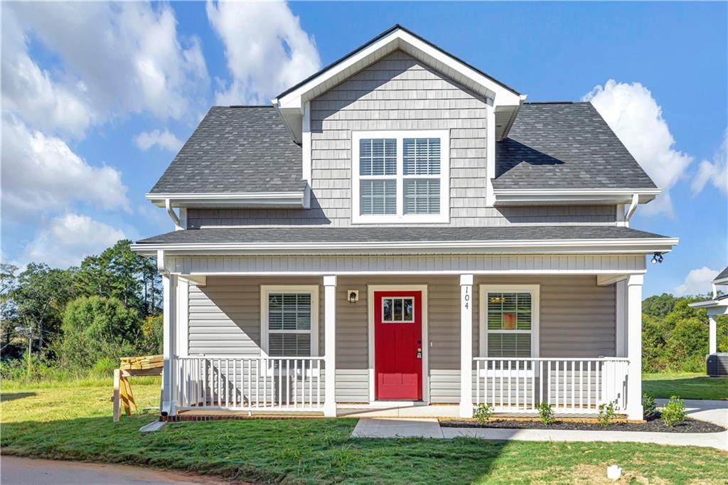 104 Royal View Drive - Photo 1