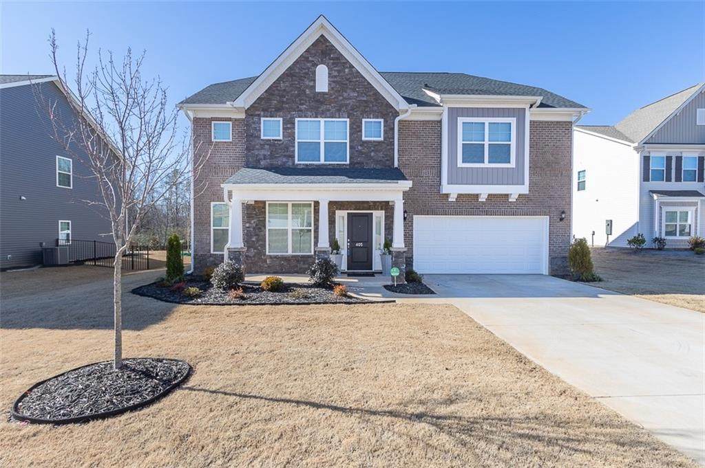 405 Oak Crest Drive - Photo 1