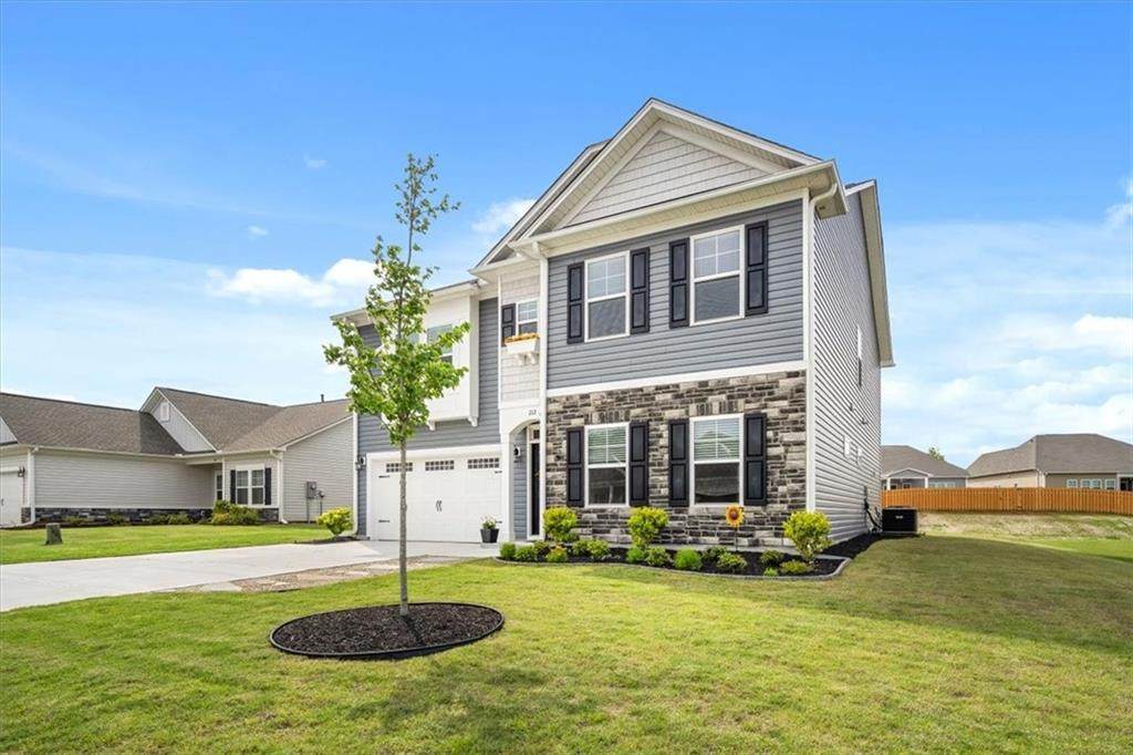 212 Tralee Drive - Photo 1