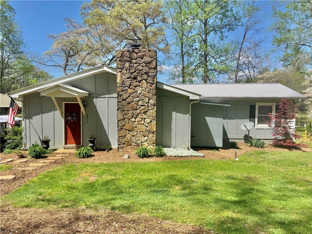 271 Piper Lane - Photo 1
