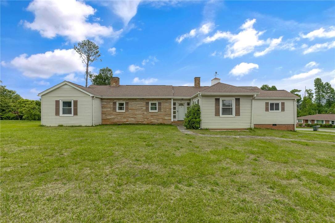 611 E. South 6th Street - Photo 1