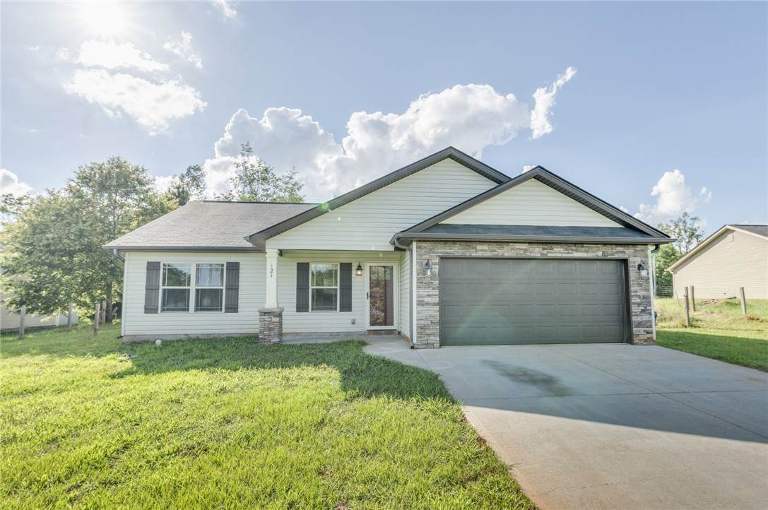 121 Stanmoore Drive - Photo 1