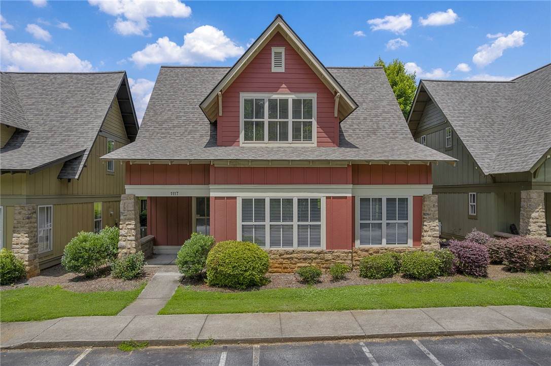 101 West Lane - Photo 1
