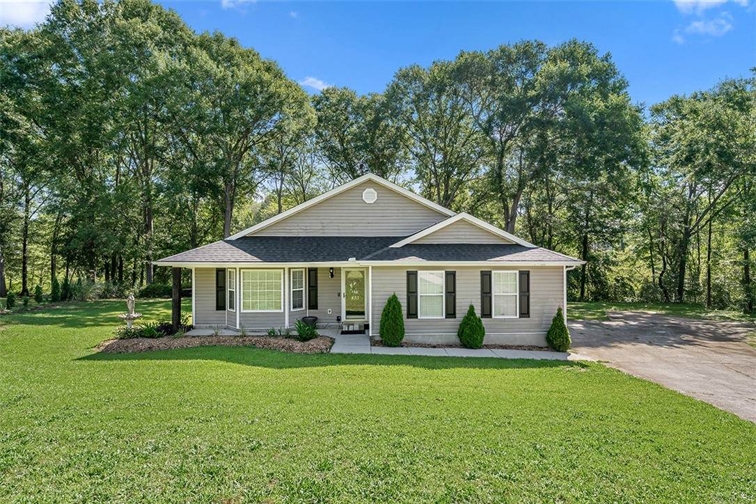 433 Shore Line Drive - Photo 1