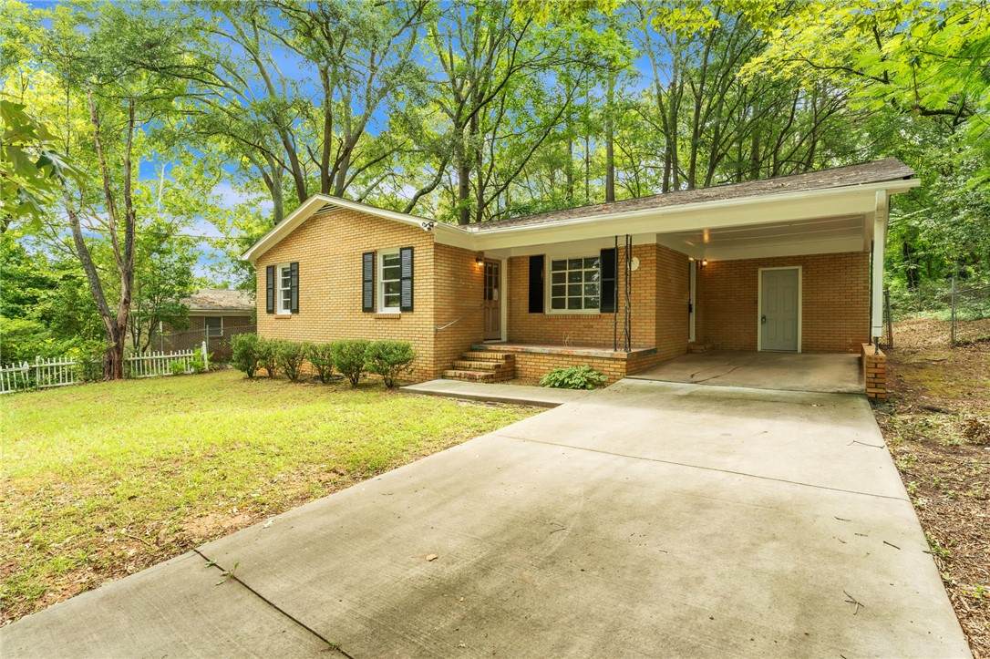 405 Washington Street - Photo 1