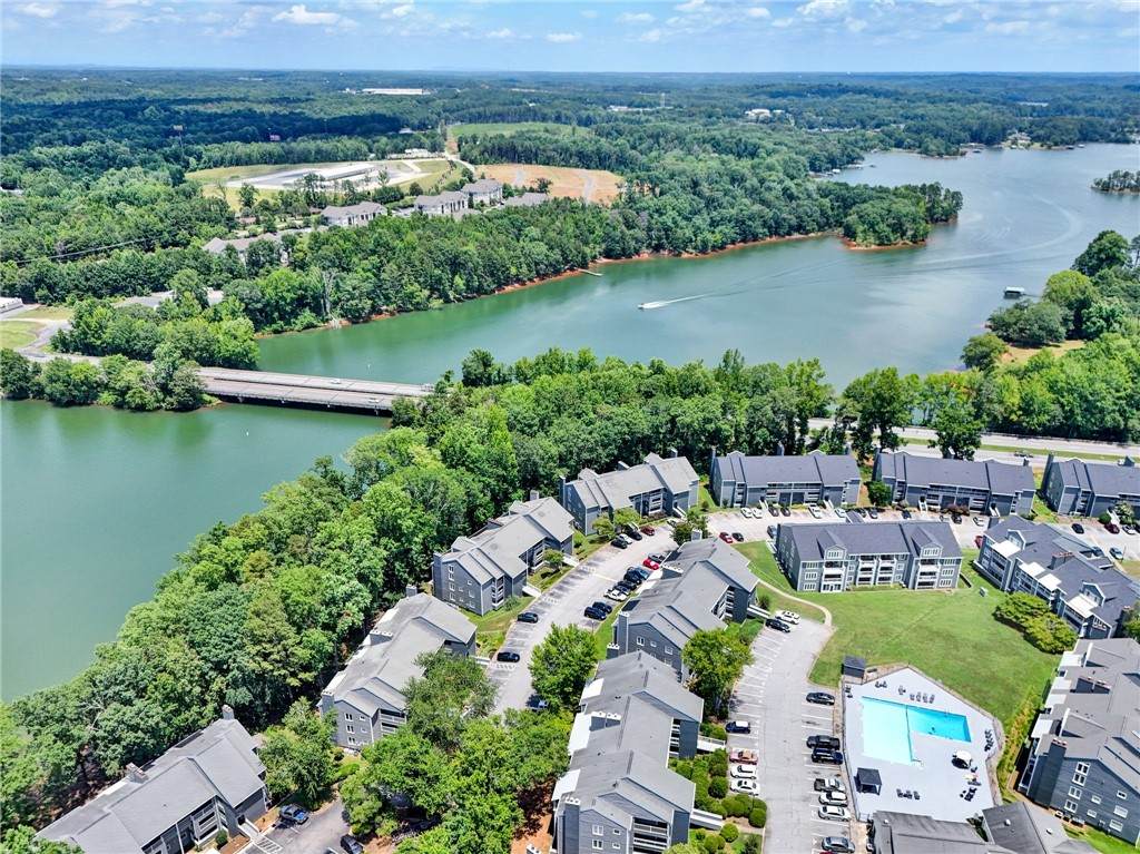 505 Northlake Drive - Photo 1