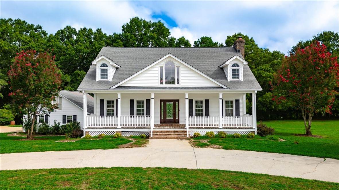 114 Peartree Lane - Photo 1