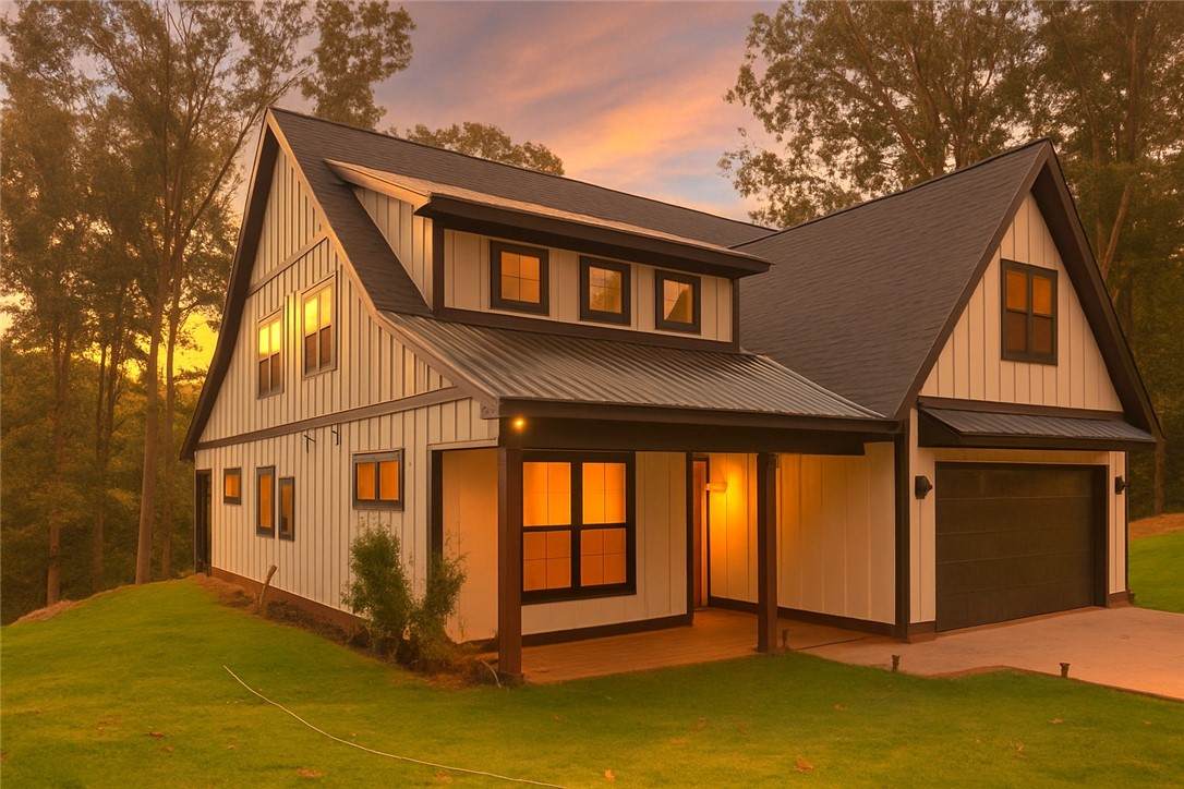 407 Blue Ridge Court - Photo 1