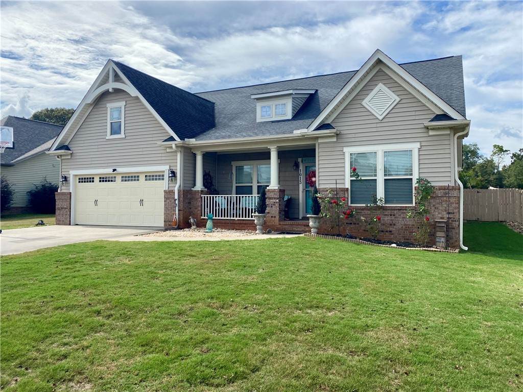 1013 Drakes Crossing - Photo 1