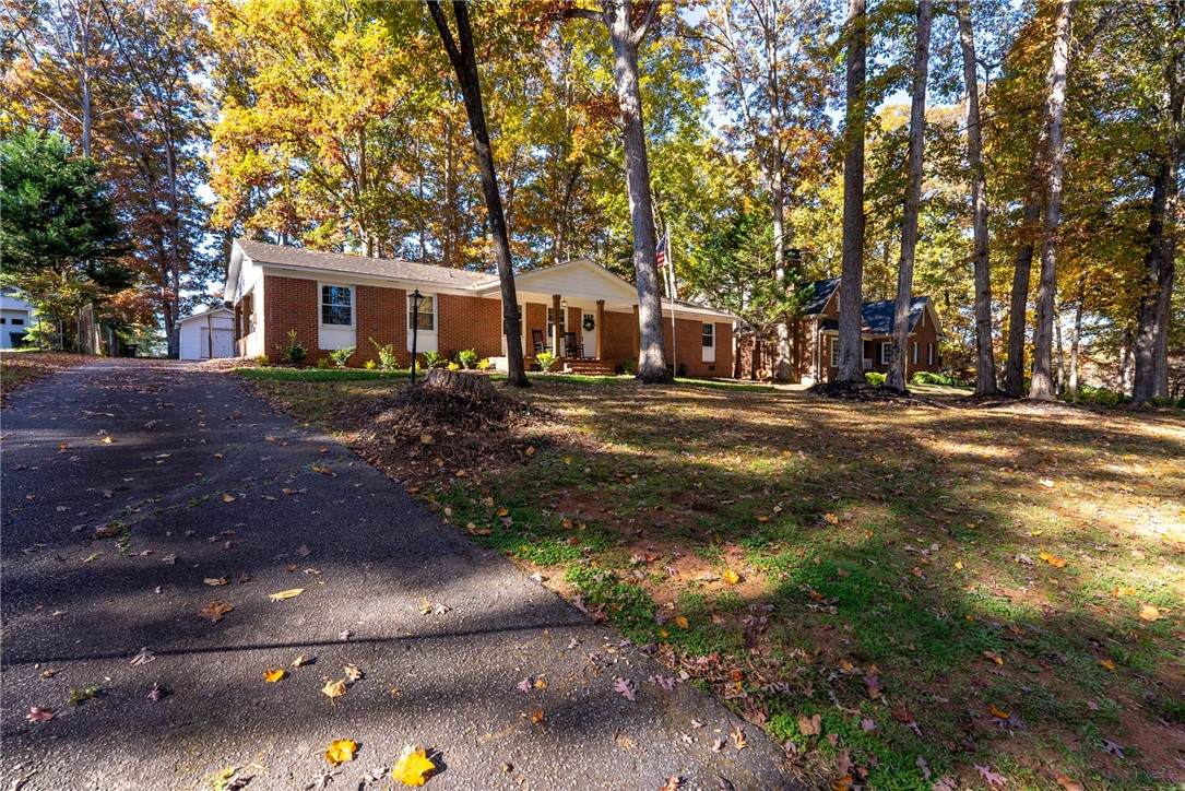 208 Spring Drive - Photo 1