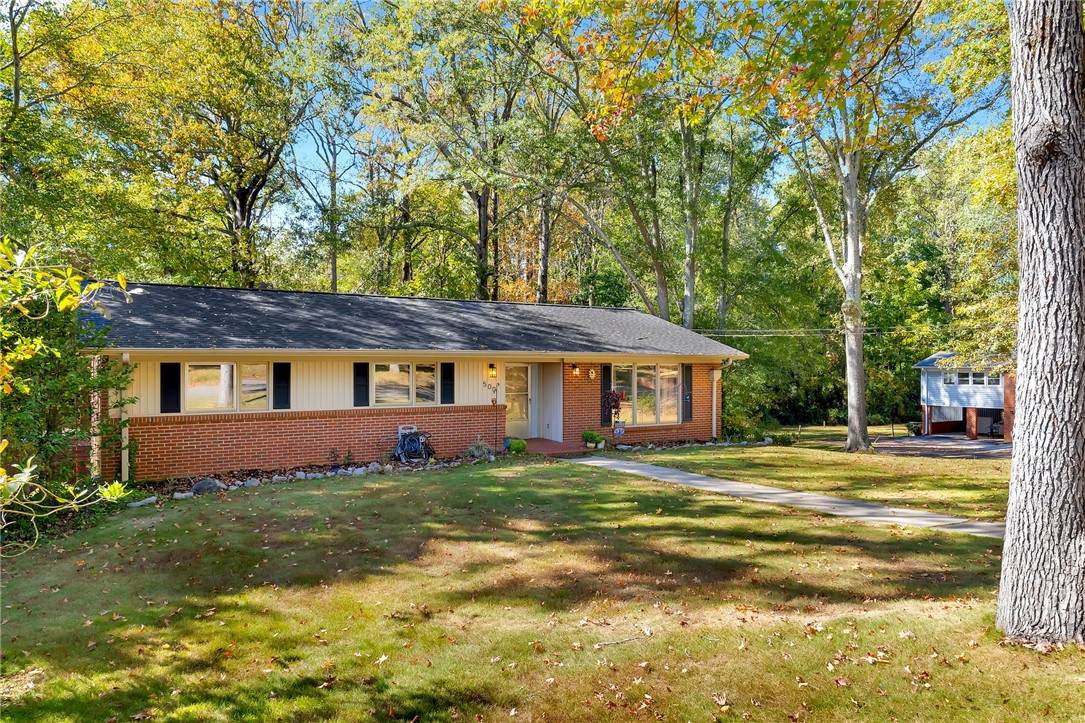 500 Stewart Drive - Photo 1