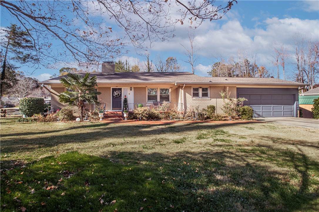 103 Forest Drive - Photo 1