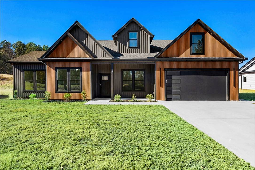 2925 Old Greenville Highway - Photo 1