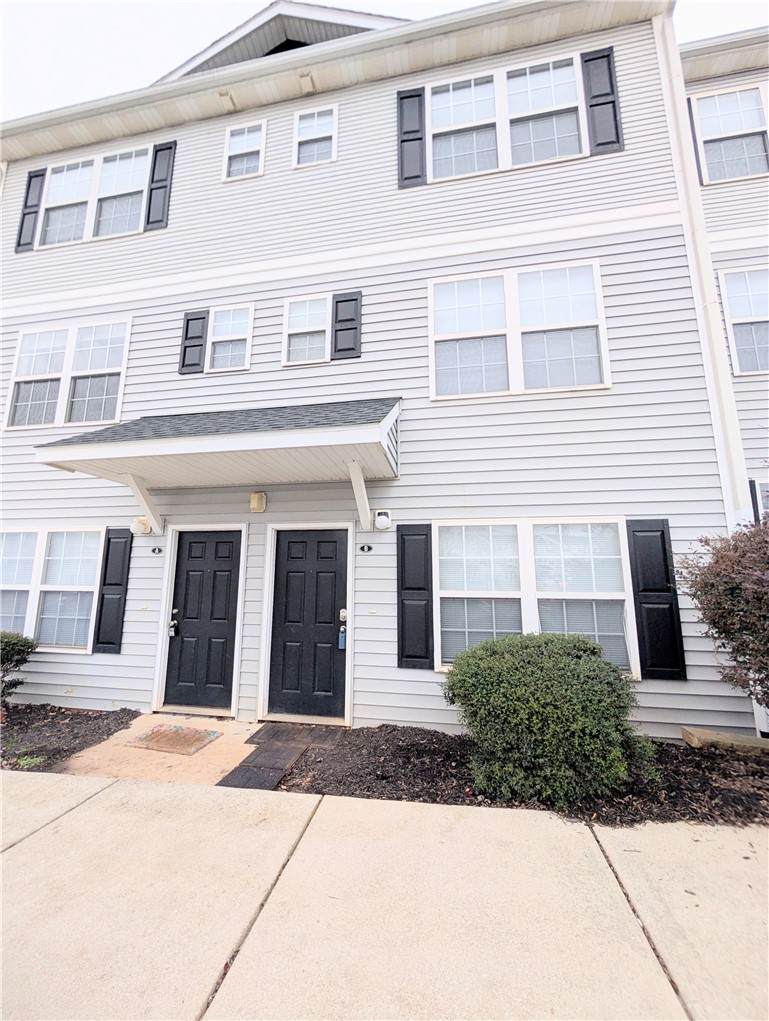 221 Campus Drive - Photo 1