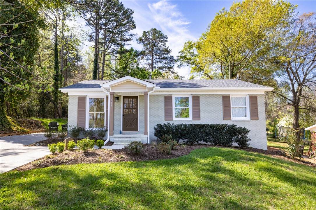 218 Thomas Heights Circle - Photo 1