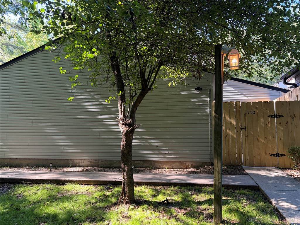 125 Maple Street - Photo 1