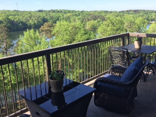 704 Watermarke Lane - Photo 1