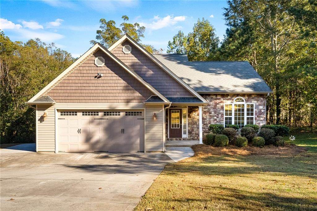902 Mountainview Place - Photo 1