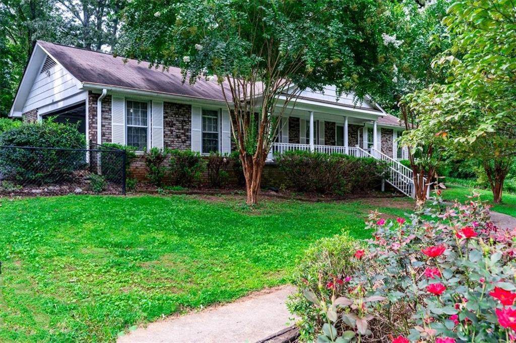 202 Sourwood Drive - Photo 1