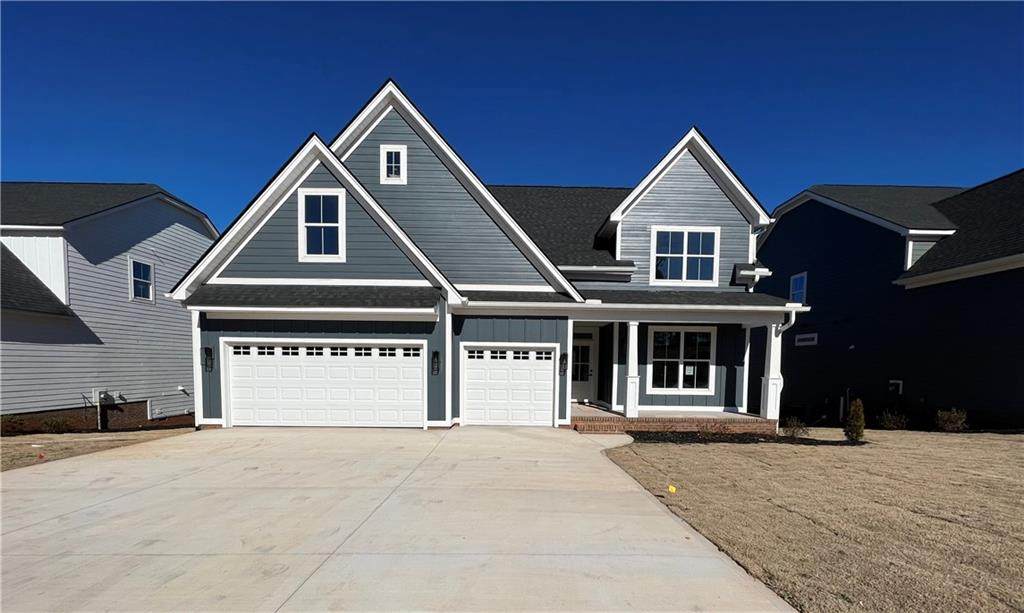320 Summerall Drive - Photo 1