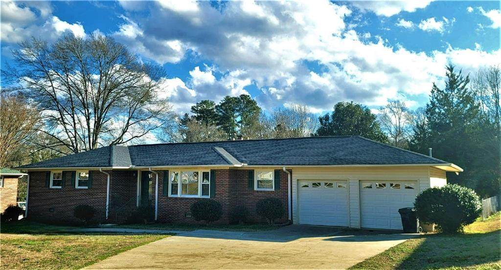2500 Hanna Road - Photo 1
