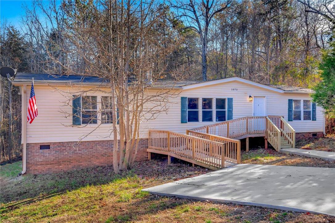 1073 Arnold Road - Photo 1