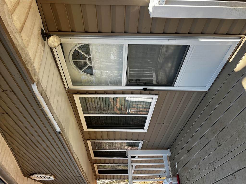 503 Lakewood Drive - Photo 1