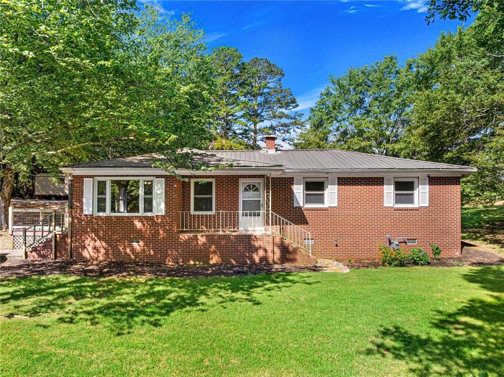 627 Doyle Street - Photo 1