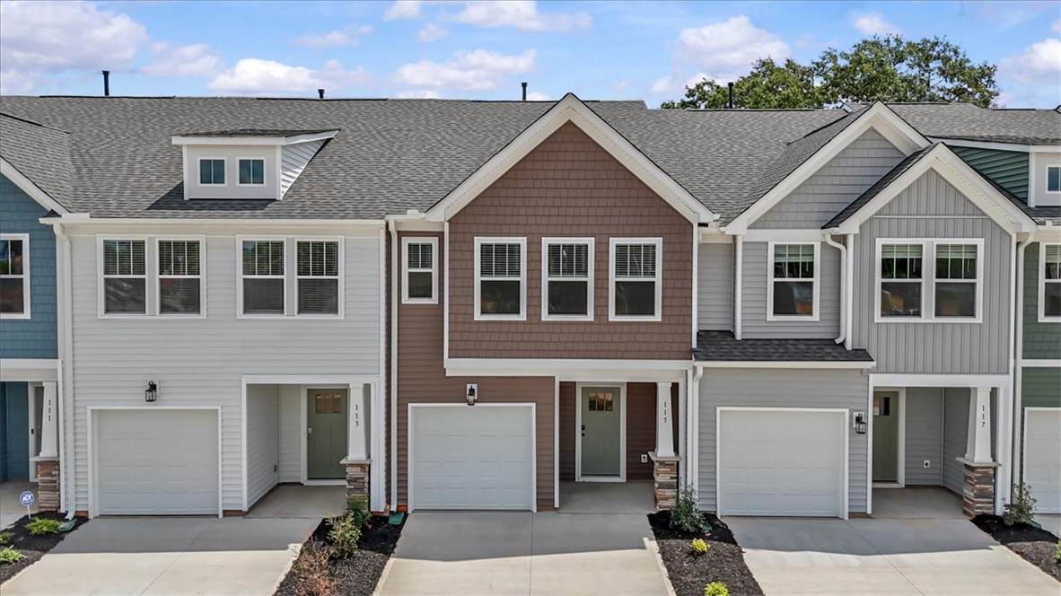 115 Zoey Way - Photo 1