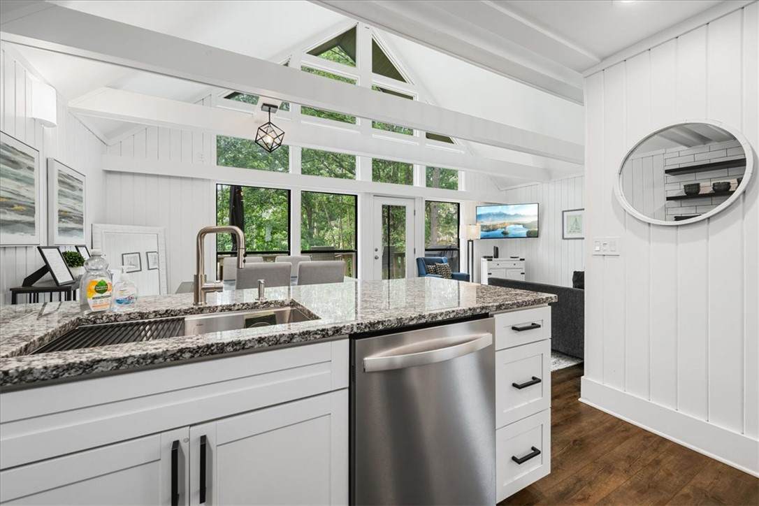 700 Captains Cove Court - Photo 1