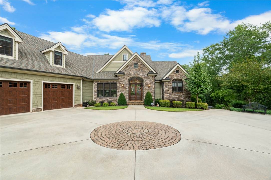 3310 Centerville Road - Photo 1