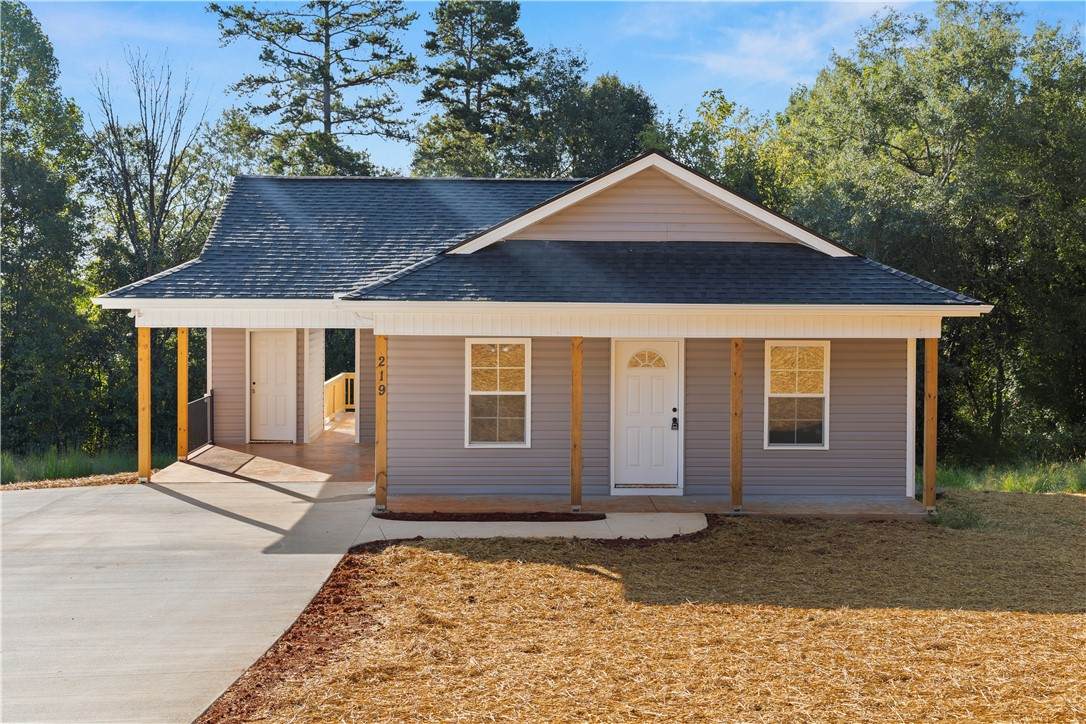 219 Skyland Drive - Photo 1