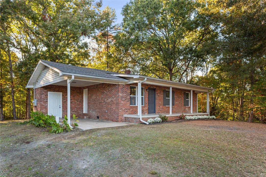 118 Heavens Way - Photo 1