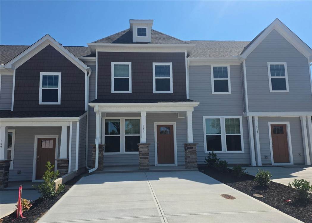 311 Speyside Lane - Photo 1