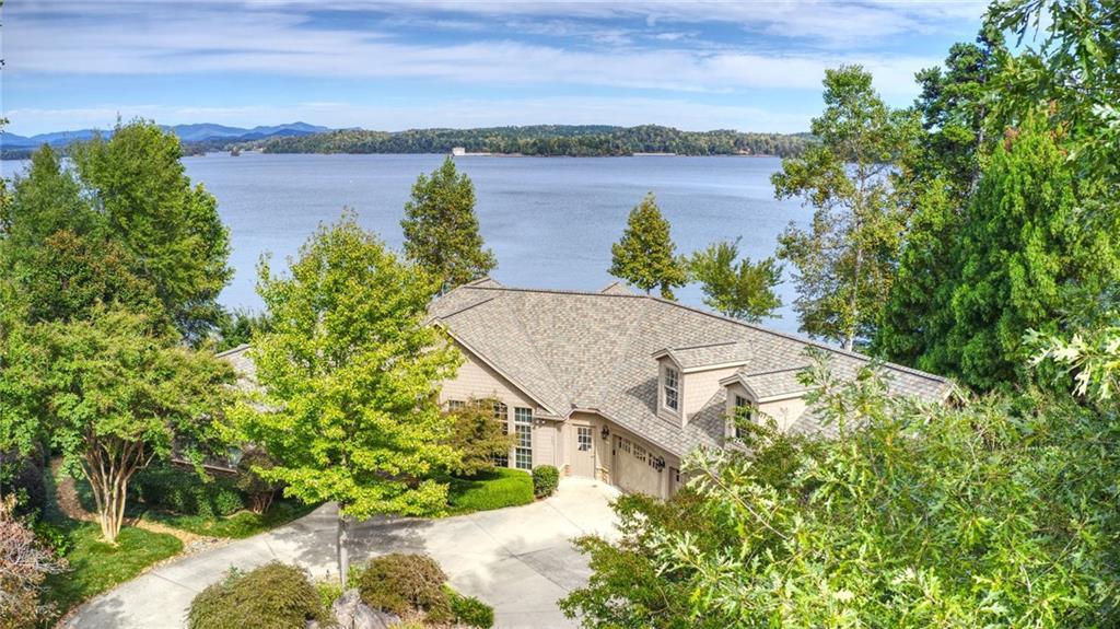 385 Mccalls Drive - Photo 1