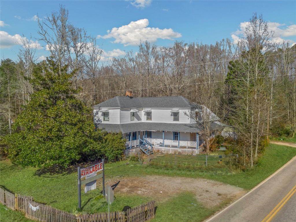 100 Country Creek Drive - Photo 1
