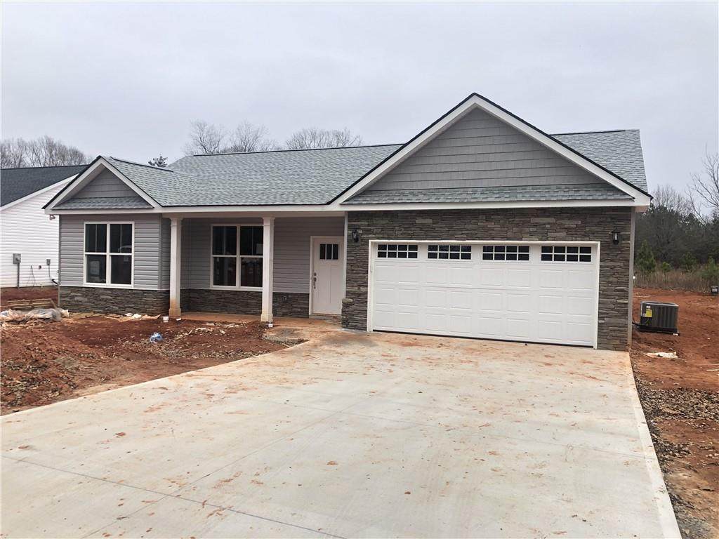 606 Glenwood Street Extension - Photo 1