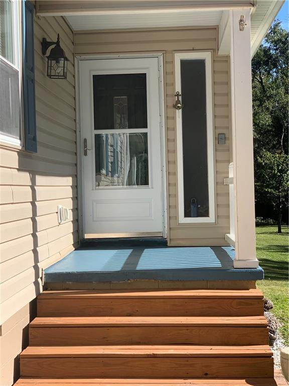 137 Miller Place - Photo 1