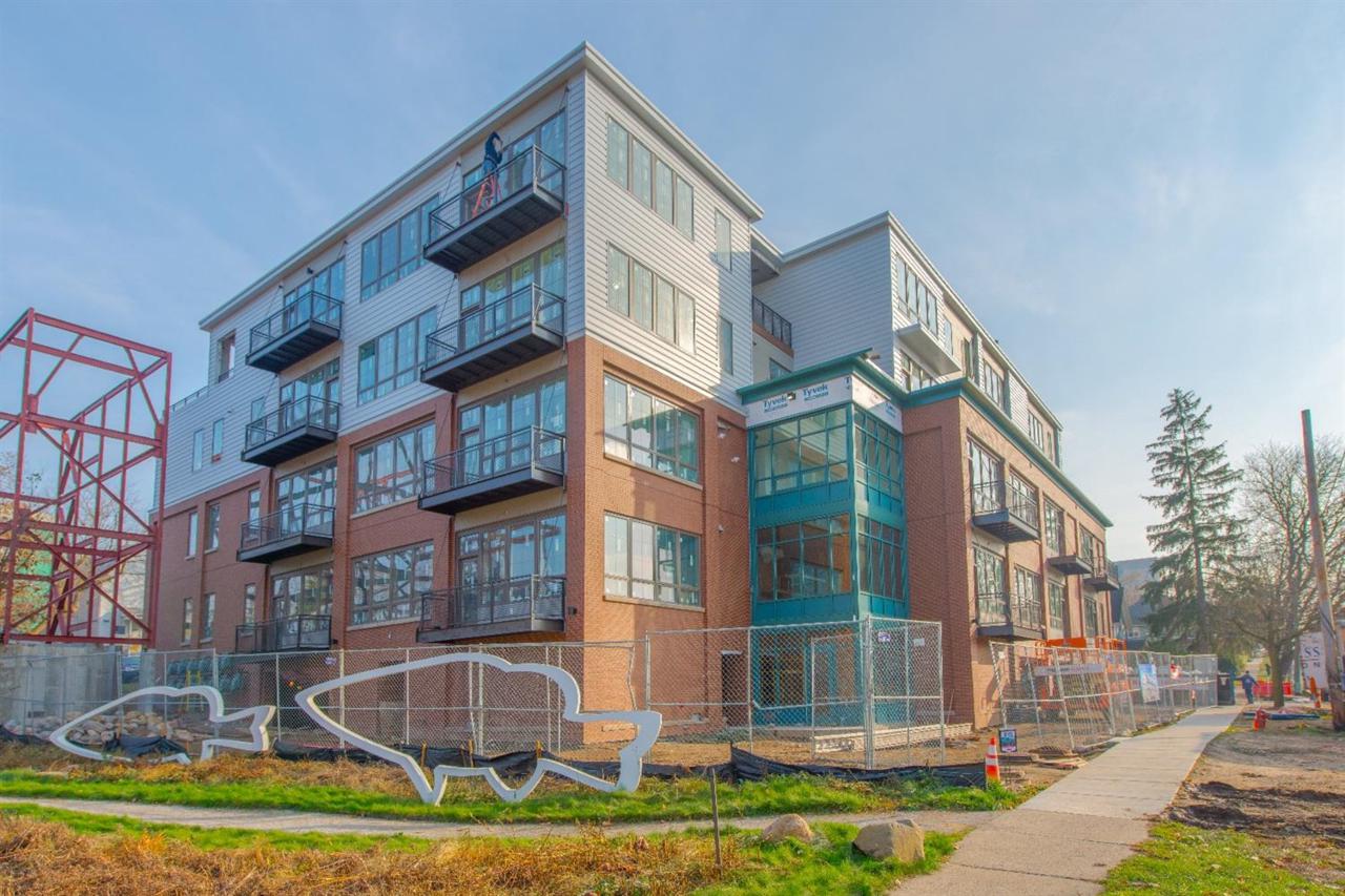 410 First Street - Photo 1