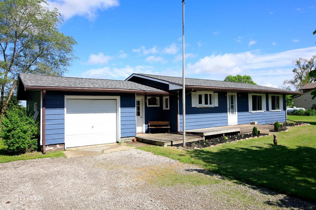 11172 Far Road - Photo 1
