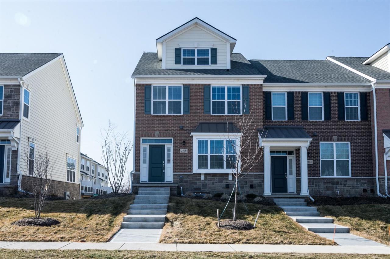 2796 Ashcombe Drive - Photo 1