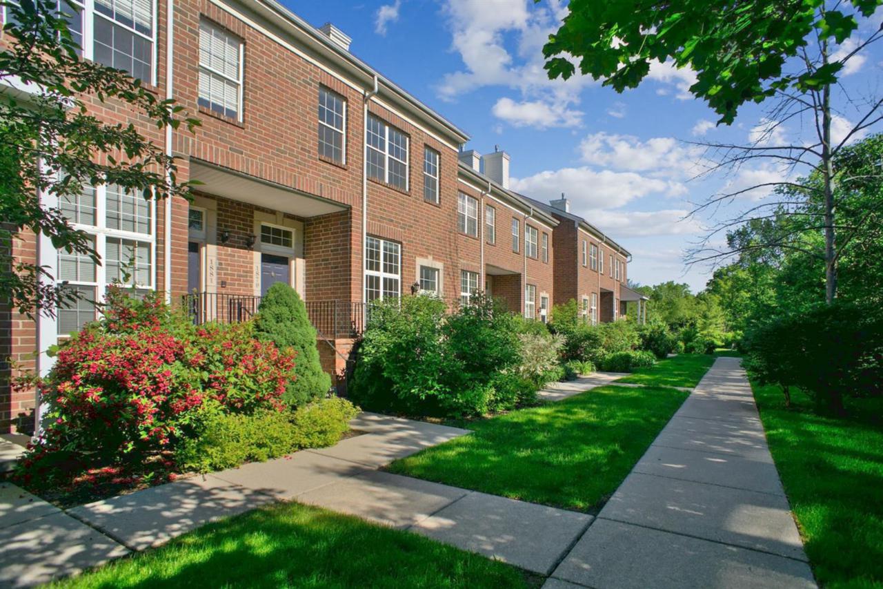 1881 Lindsay Lane - Photo 1