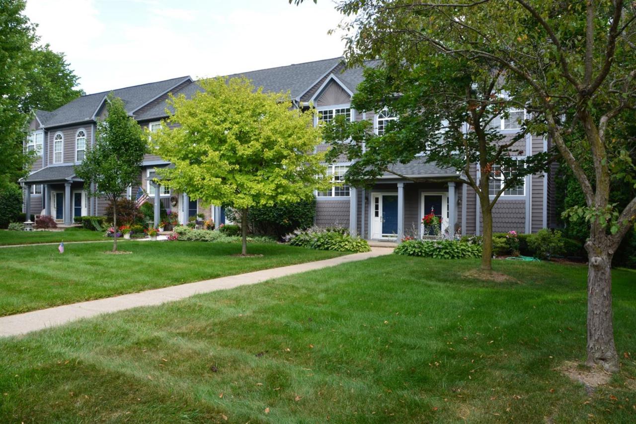 252 Lyn Anne Court - Photo 1