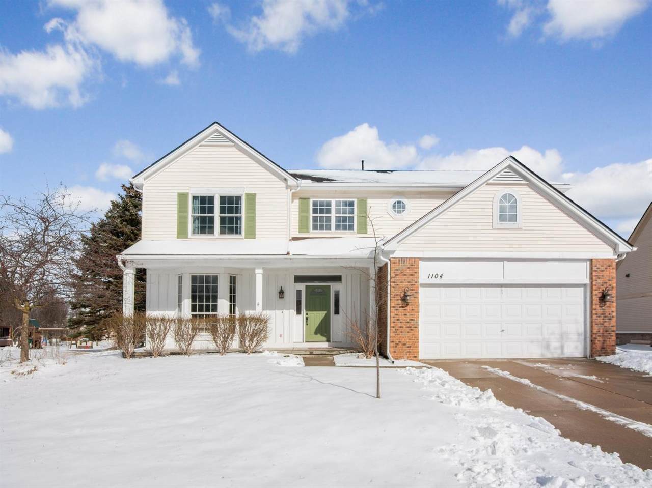1104 Chestnut Lane - Photo 1