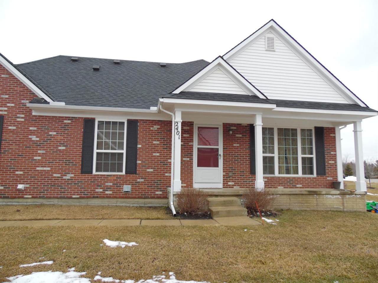 2401 Riversedge - Photo 1