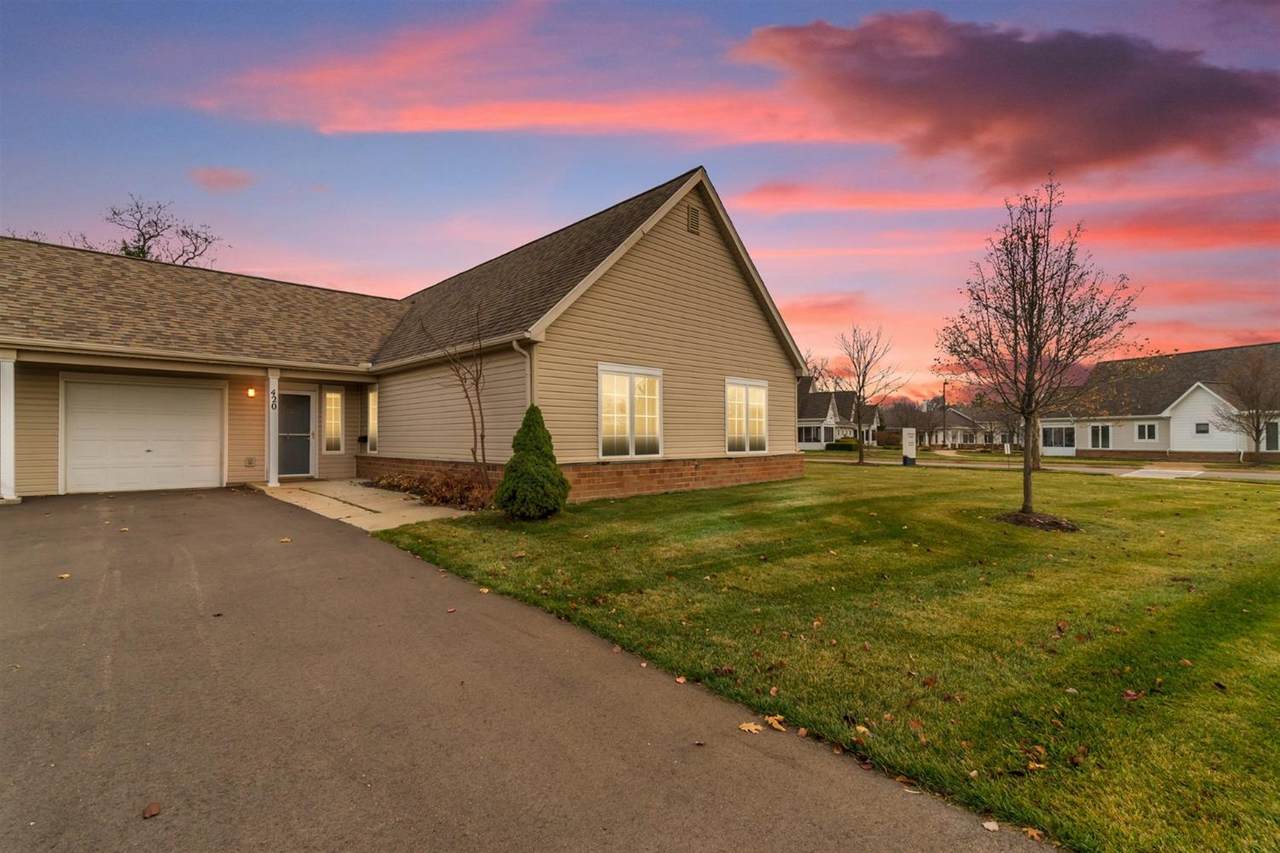 420 Lancaster Court - Photo 1