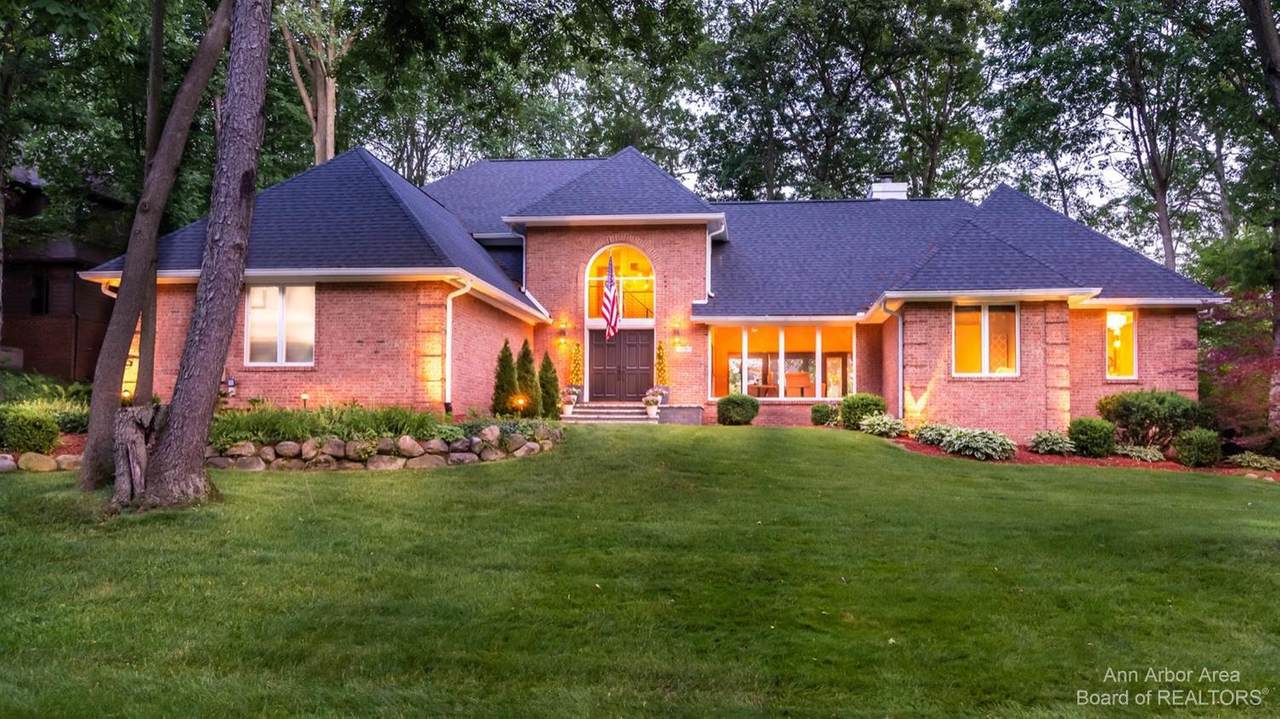 579 Glenmoore - Photo 1