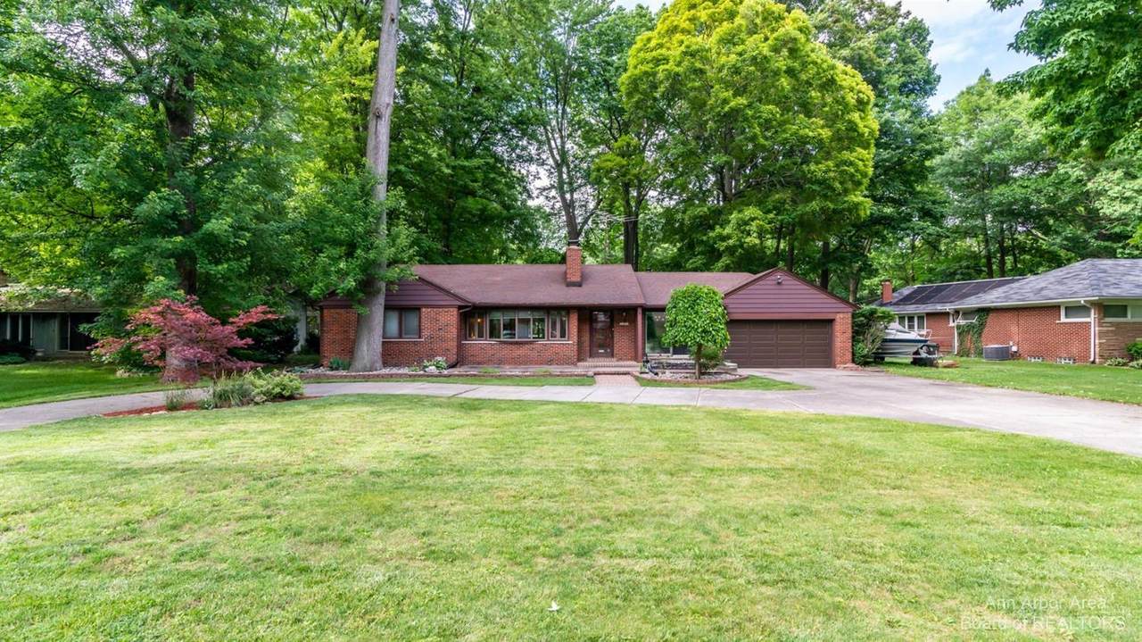 21837 Wendell Street - Photo 1