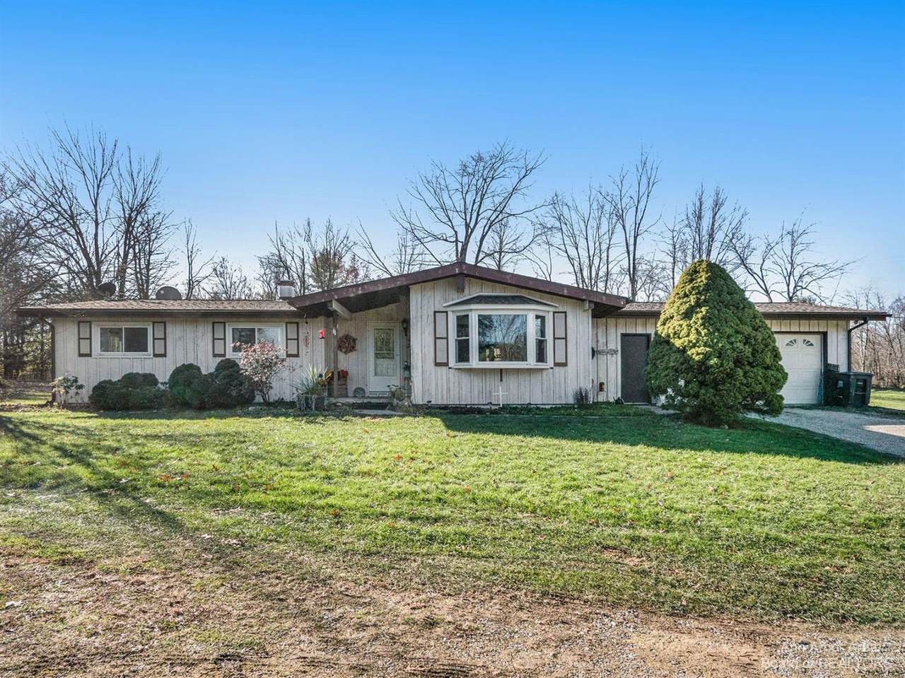 13876 Sheridan Road - Photo 1